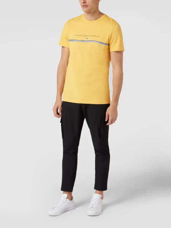 Rabatt ? Christian Berg Men T-Shirt Mit Label-Print – Gelb ? 1