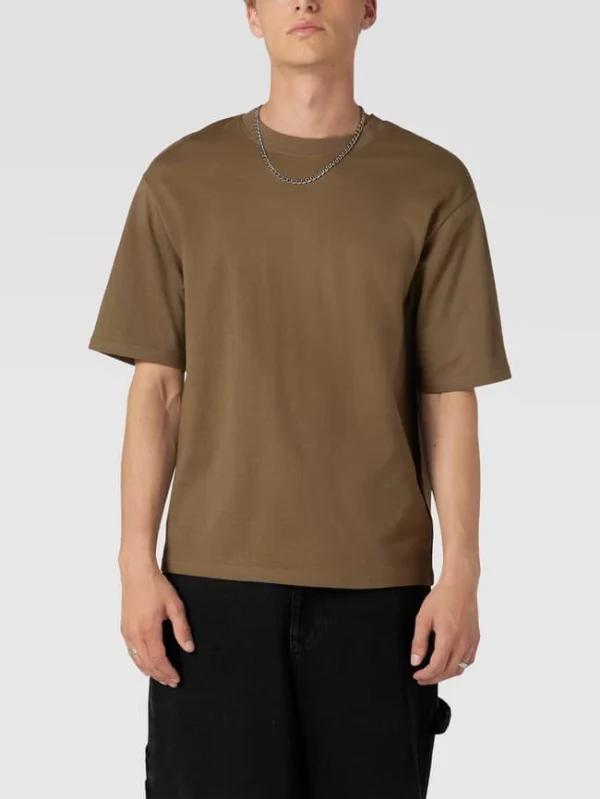 REVIEW T-Shirt In Unifarbenem Design – Olivgrün 5